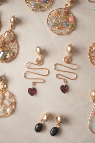 Red Curvy Crystal Heart Earrings - Sienna NZ